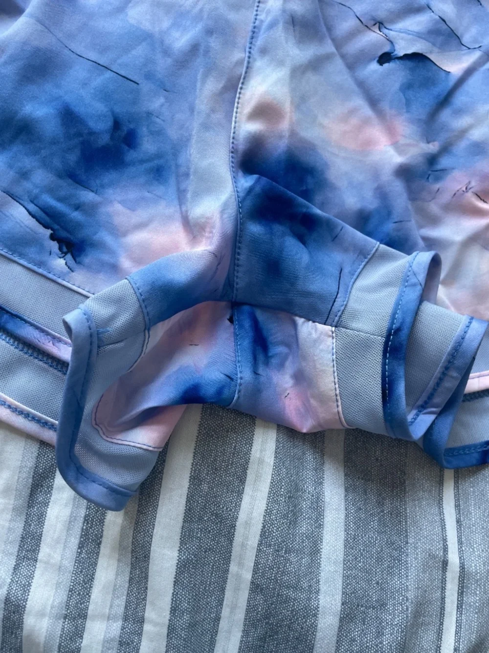 NEW Gaiam Women’s Shorts, Kennedy Print Blue Ice, Size XXL